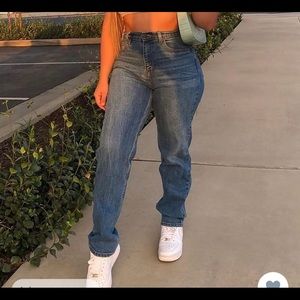 Fashion Nova mom jeans